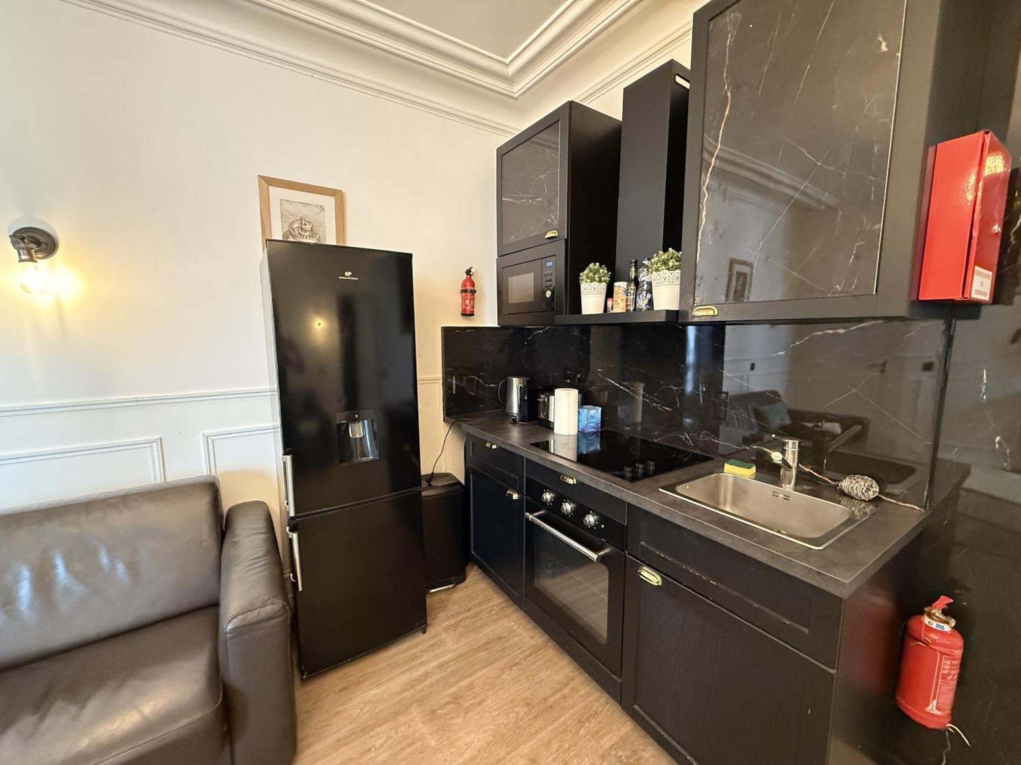 Urban Flat 107 - Sublime 4 Bedroom Opera Apartment Paris