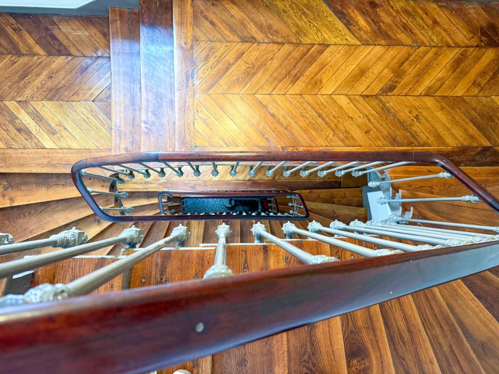 Urban Flat 107 - Sublime 4 Bedroom Opera Appartement